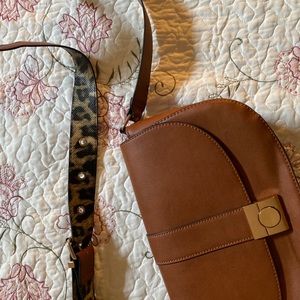 Tan Crossbody with Coin Wallet -NEVER WORN!-